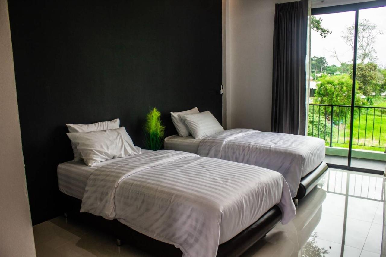 De Vine House Hotel Roi Et Exterior foto