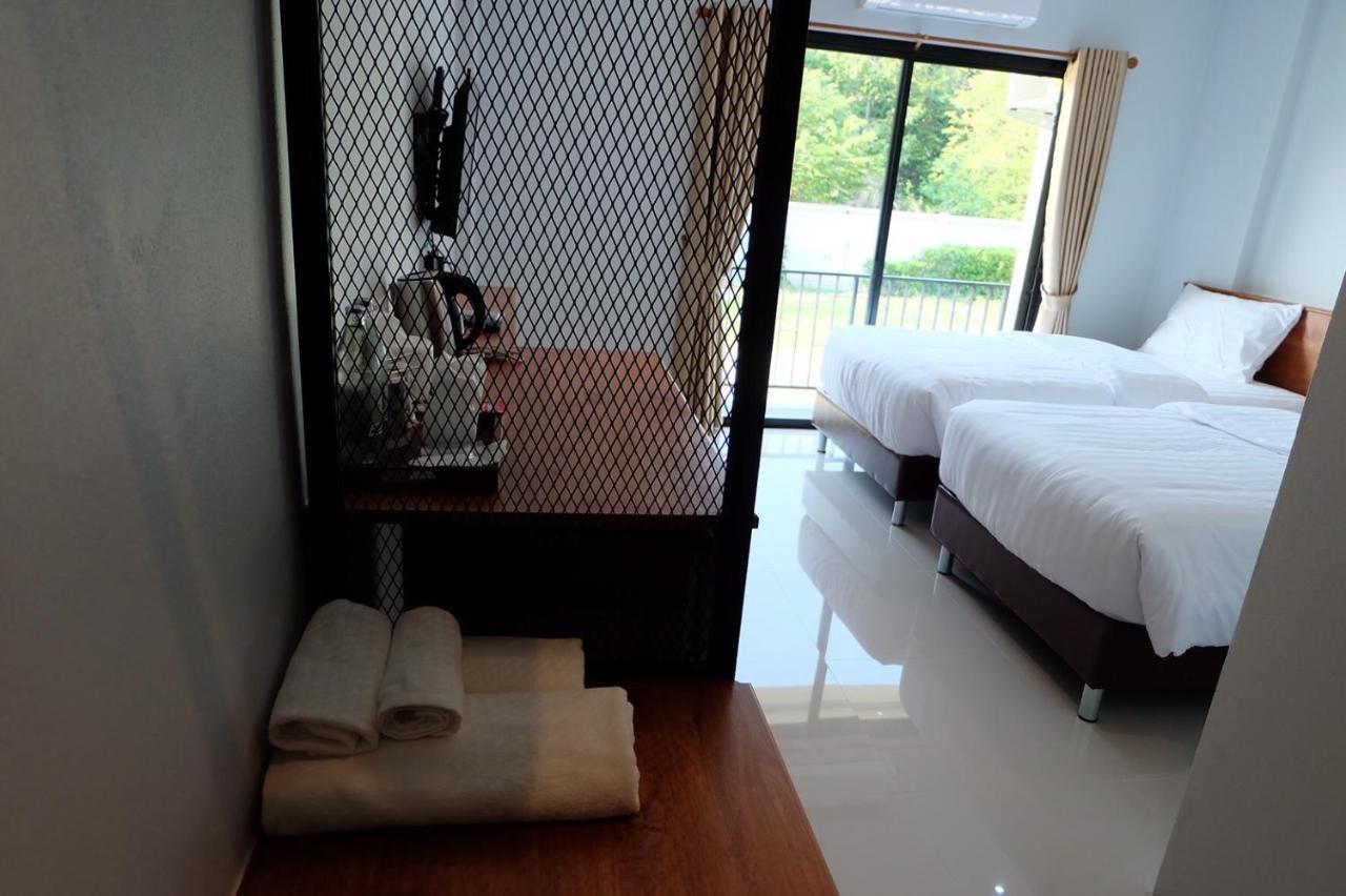 De Vine House Hotel Roi Et Exterior foto