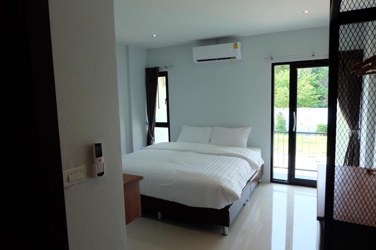 De Vine House Hotel Roi Et Exterior foto
