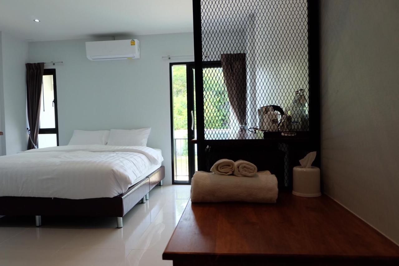 De Vine House Hotel Roi Et Exterior foto